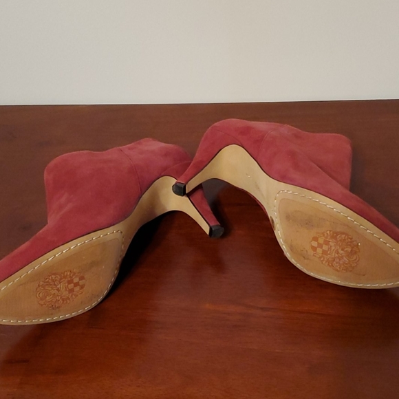 Vince Camuto suede burgundy booties, size 6/36 - Picture 6 of 6
